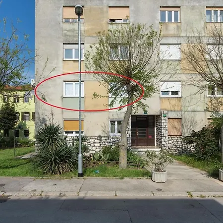 Apartman Retiro *